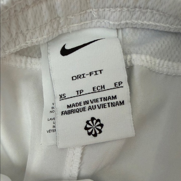 Lot of 3 Nike Dri-FIT Active Shorts Kids XS - Picture 2 of 4